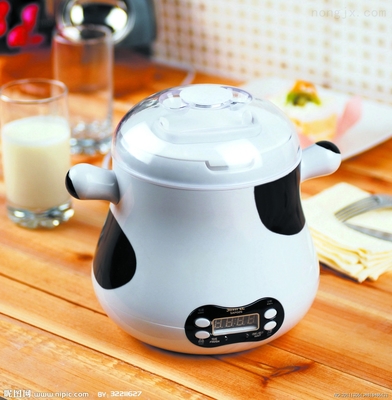 商用酸奶機(jī) 上海超承機(jī)械單開門酸奶機(jī)價(jià)格與特點(diǎn)解析